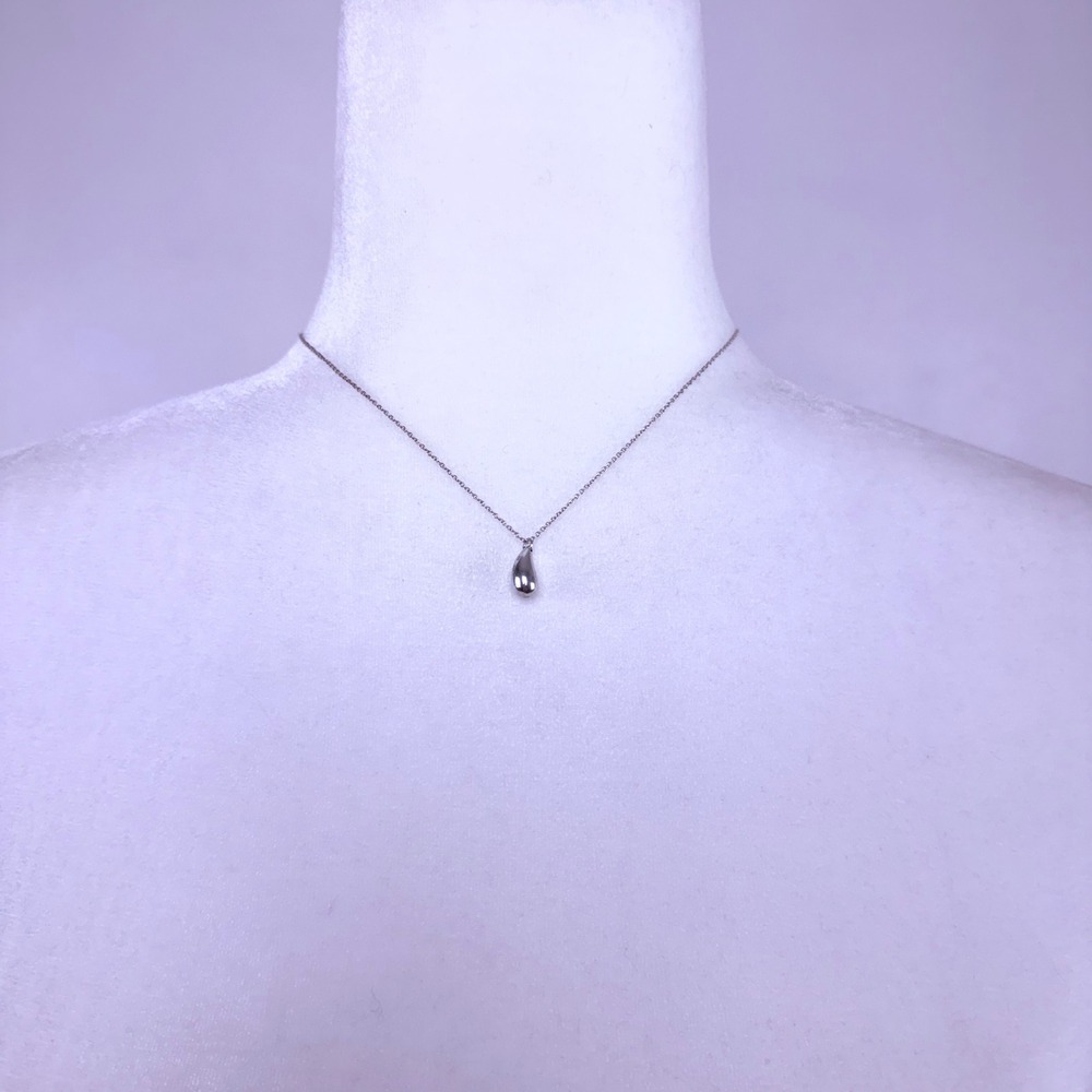 Tiffany & Co Teardrop Pendant Necklace Elsa Peretti Sterling Silver 16"